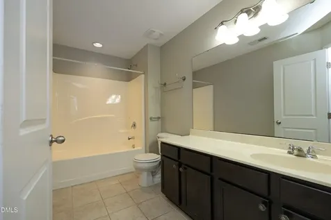 2072 Jersey City Place Apex NC 27523