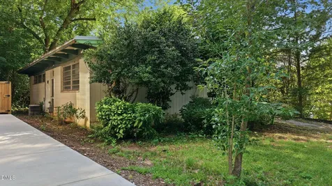 2205 Garden Place Raleigh NC 27607