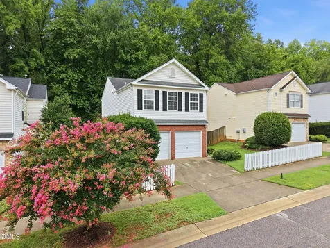 109 Lacombe Court Holly Springs NC 27540