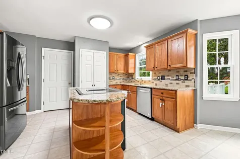 811 Teulon Way Apex NC 27502