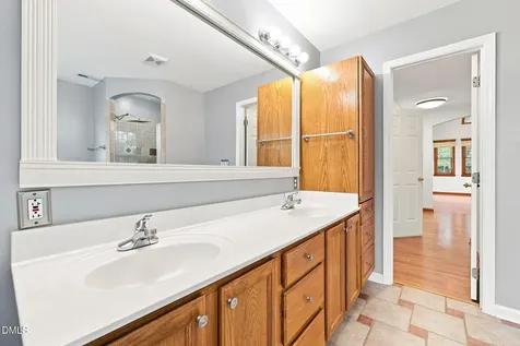 811 Teulon Way Apex NC 27502