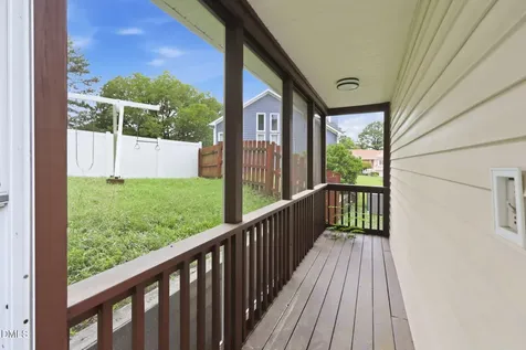 811 Teulon Way Apex NC 27502