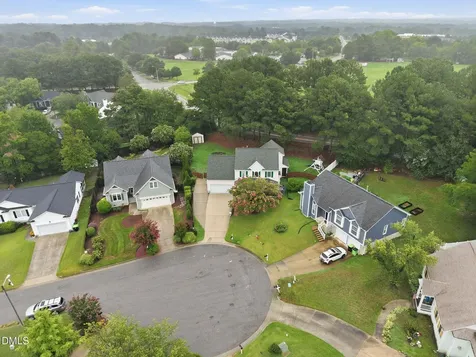 811 Teulon Way Apex NC 27502