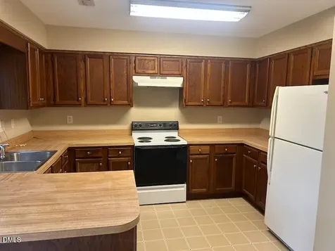 4317 Hunters Club Drive Raleigh NC 27606