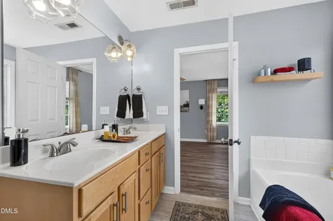 837 E Ivy Valley Drive Fuquay Varina NC 27526