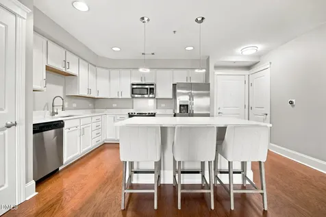 222 Glenwood Avenue Raleigh NC 27603