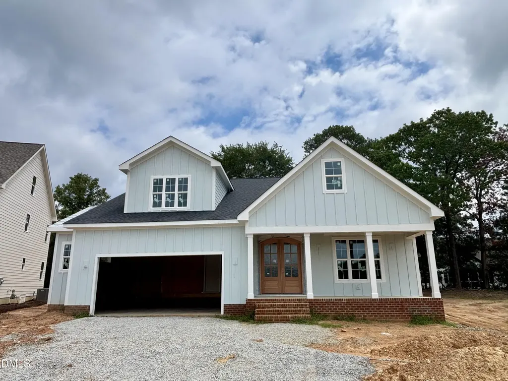 2328 Hilltop Bluffs Court Fuquay Varina NC 27526