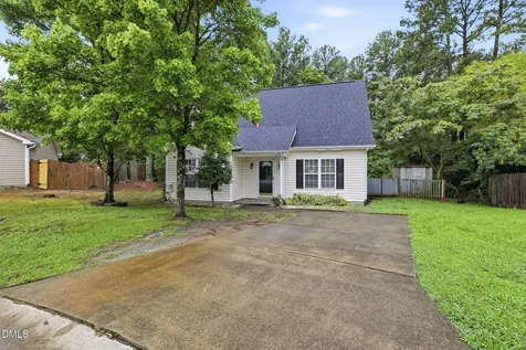 8 Cilantro Court Durham NC 27713