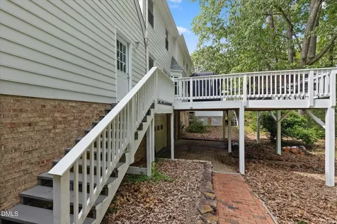 18 Surrey Lane Durham NC 27707