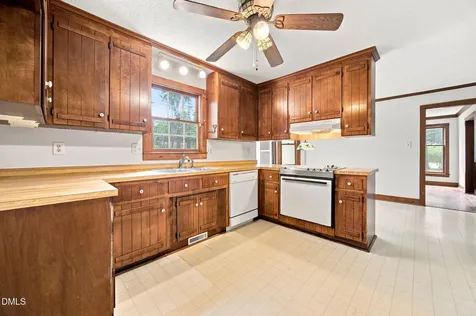 2725 Panther Drive Raleigh NC 27603