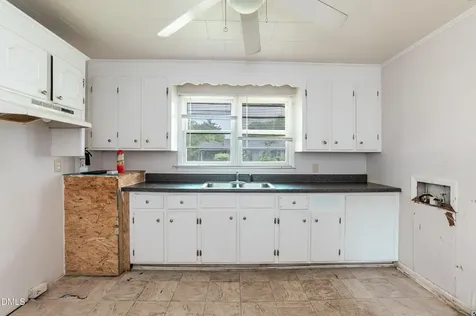 117 Warren Avenue Oxford NC 27565