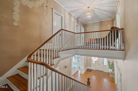 116 Hawthorne Road Raleigh NC 27605