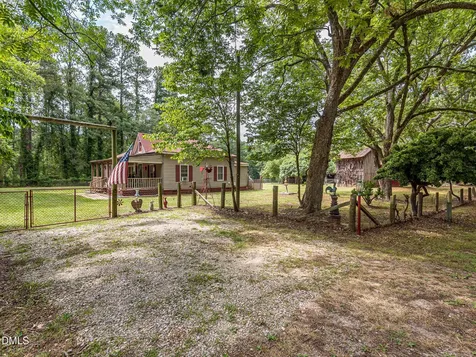 5317 Pine Drive Raleigh NC 27606
