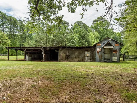 5317 Pine Drive Raleigh NC 27606