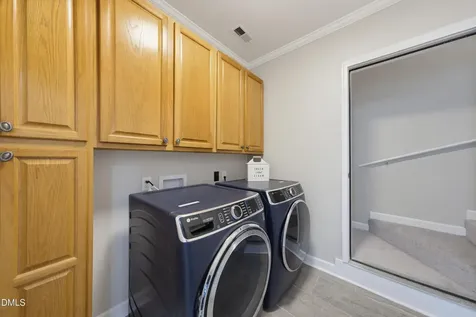 111 Burlingame Way Cary NC 27513