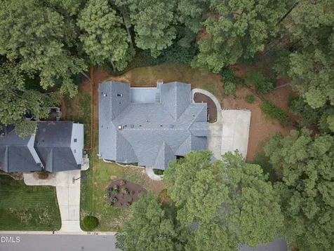 111 Burlingame Way Cary NC 27513