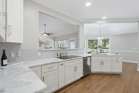 111 Burlingame Way Cary NC 27513