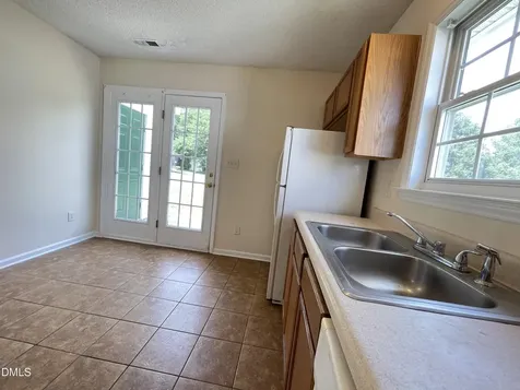 816 Elkhart Drive Raleigh NC 27610
