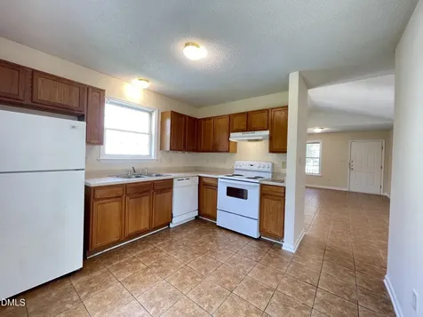 816 Elkhart Drive Raleigh NC 27610