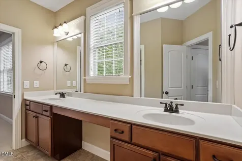 1220 Fanning Drive Wake Forest NC 27587