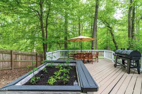 1109 Theresa Court Raleigh NC 27615