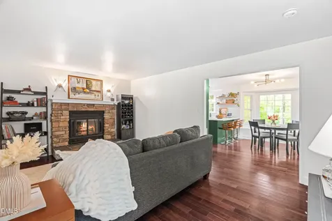 1109 Theresa Court Raleigh NC 27615