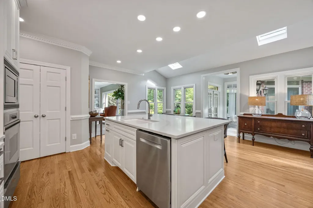 116 Grosvenor Drive Raleigh NC 27615