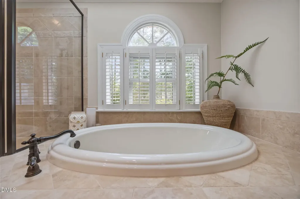 116 Grosvenor Drive Raleigh NC 27615