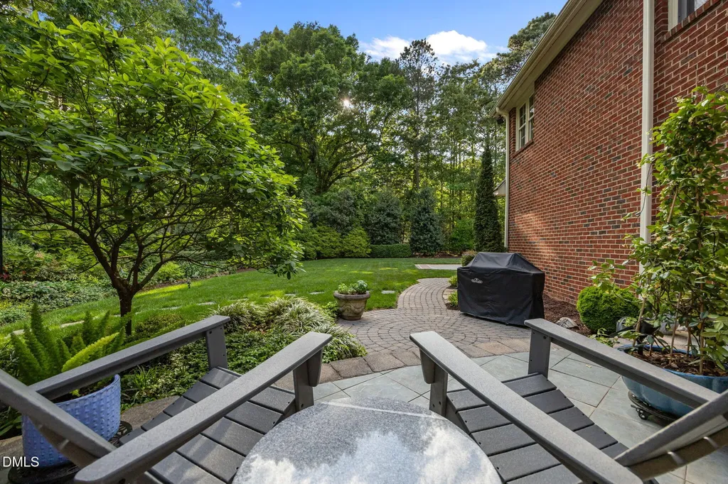 116 Grosvenor Drive Raleigh NC 27615