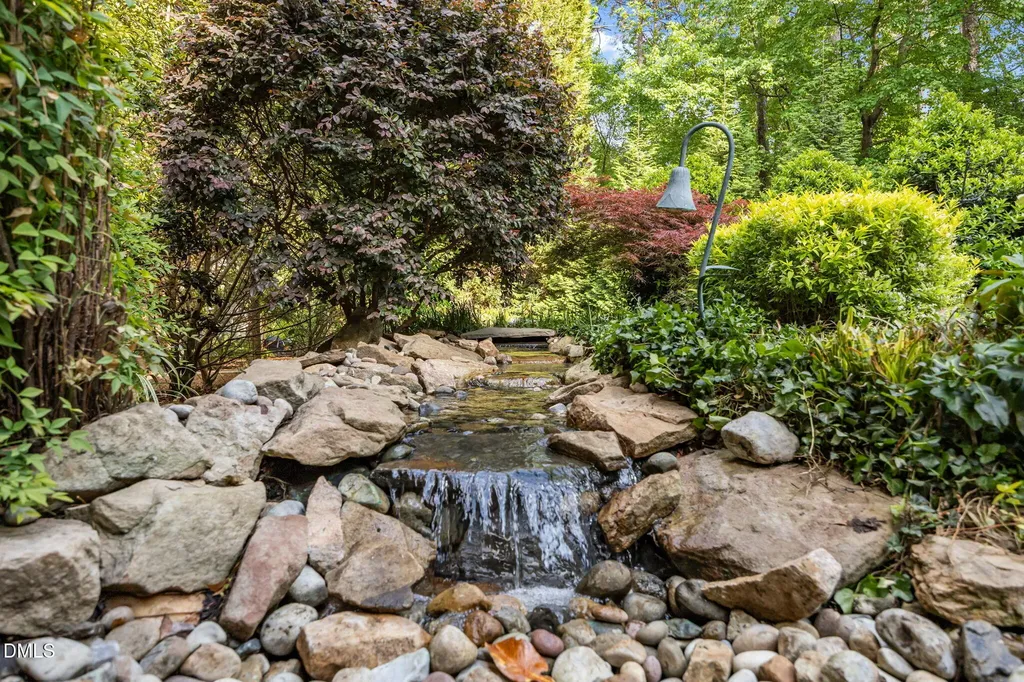 116 Grosvenor Drive Raleigh NC 27615