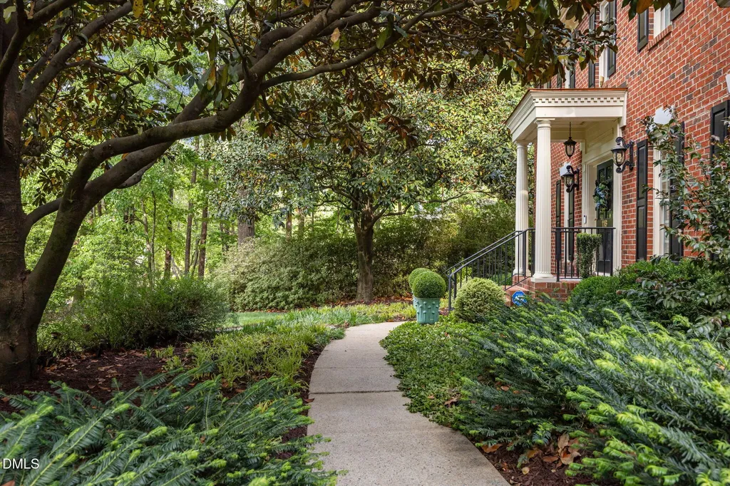116 Grosvenor Drive Raleigh NC 27615