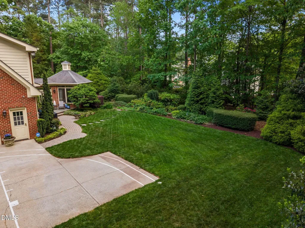 116 Grosvenor Drive Raleigh NC 27615