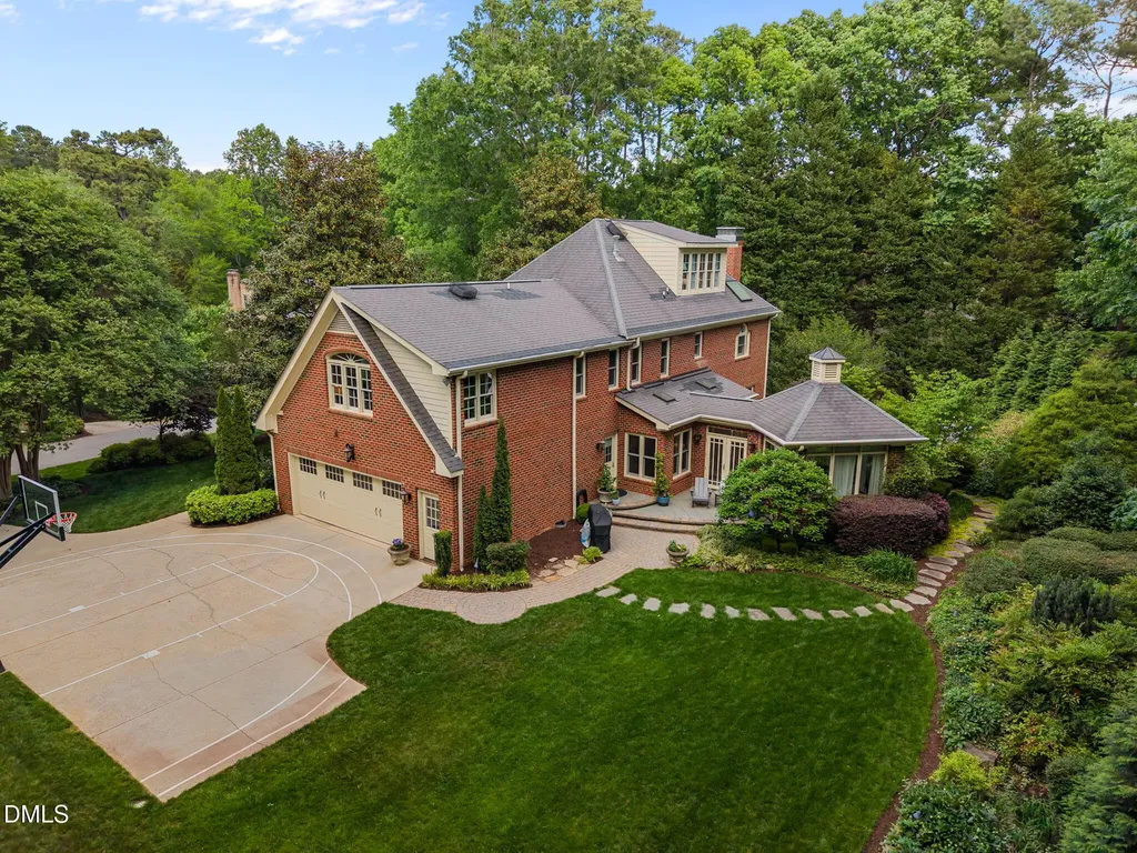 116 Grosvenor Drive Raleigh NC 27615