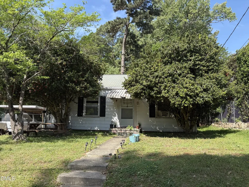 2505 Thorne Street Durham NC 27704