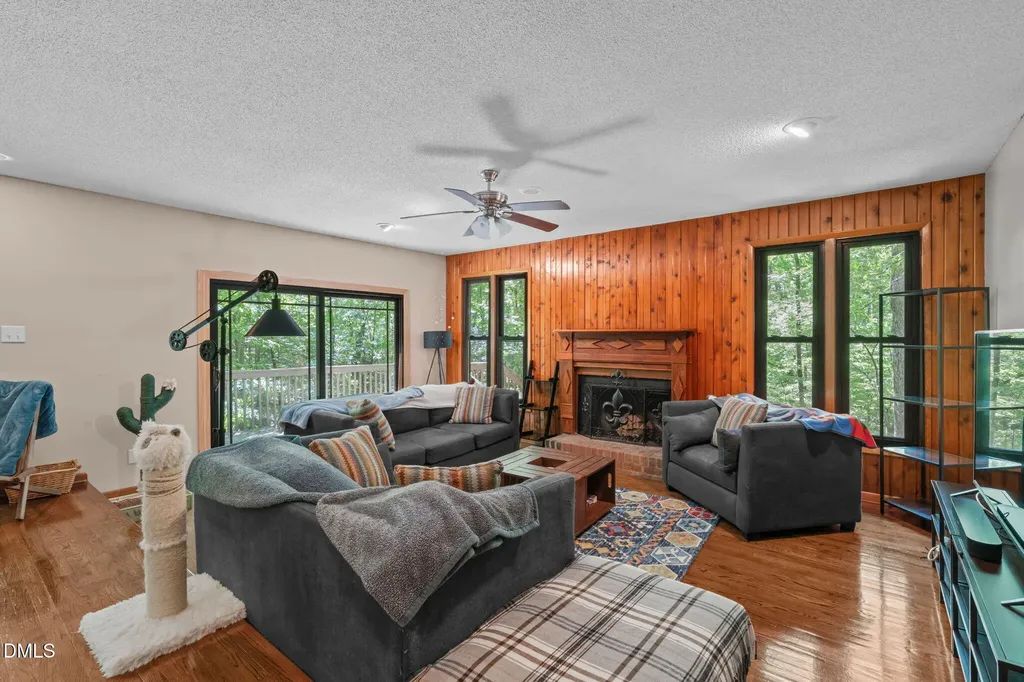 5421 Hideaway Drive Chapel Hill NC 27516