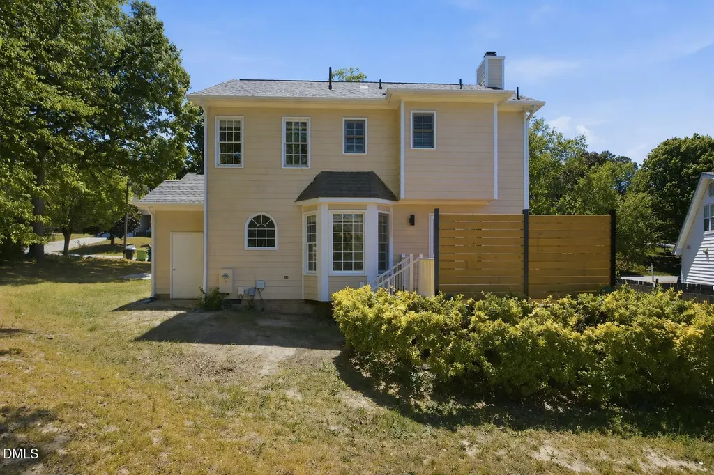 4107 Breadfruit Court Raleigh NC 27616