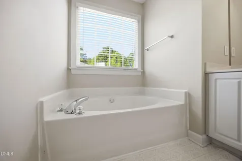 4107 Breadfruit Court Raleigh NC 27616