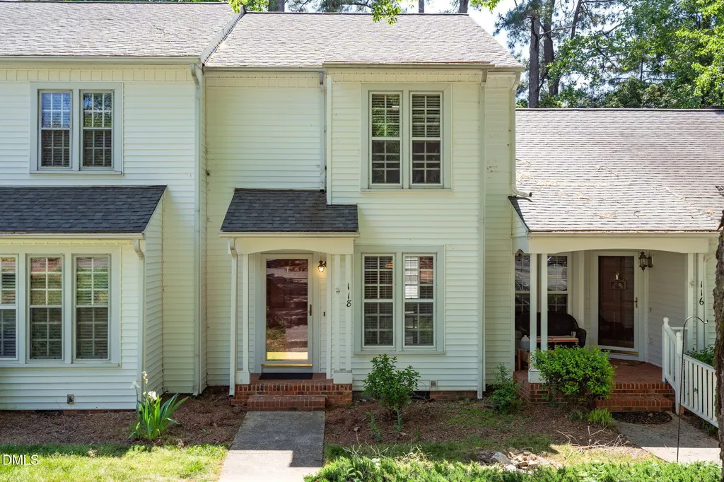 118 Greenmont Lane Cary NC 27511