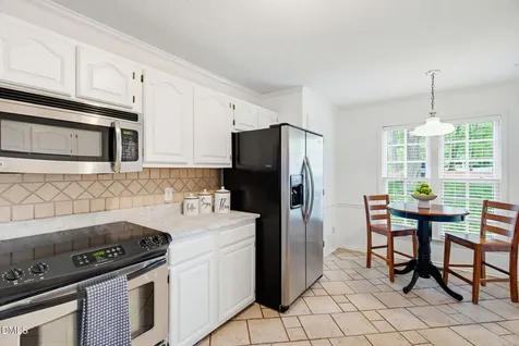 118 Greenmont Lane Cary NC 27511