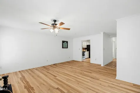 118 Greenmont Lane Cary NC 27511