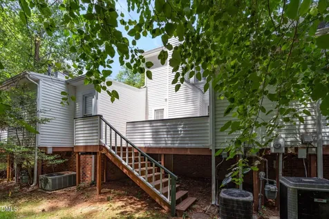 118 Greenmont Lane Cary NC 27511
