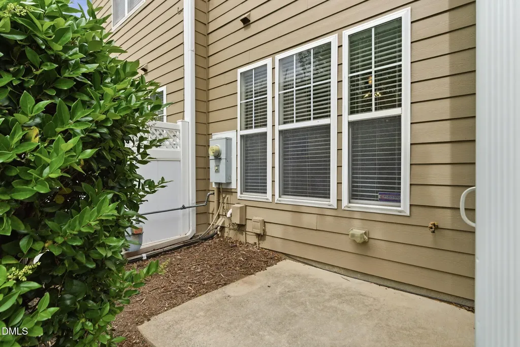 9129 Bunnwood Lane Raleigh NC 27617