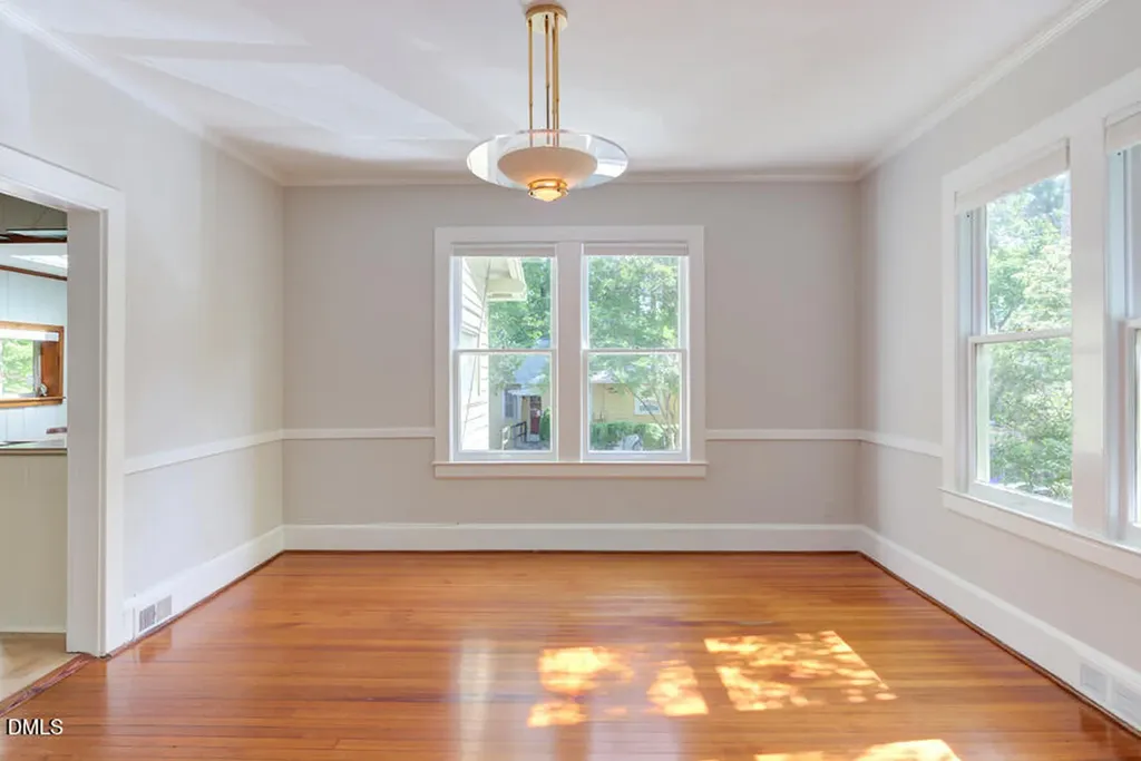8 Cobb Terrace Chapel Hill NC 27514