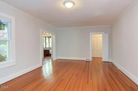 8 Cobb Terrace Chapel Hill NC 27514
