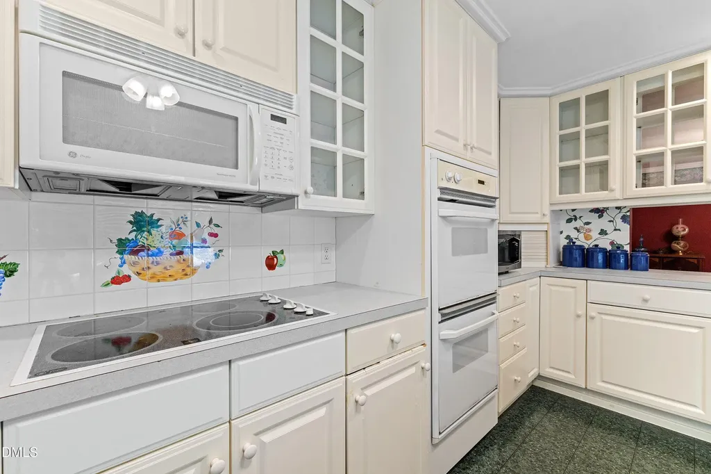 3211 Plantation Road Raleigh NC 27609