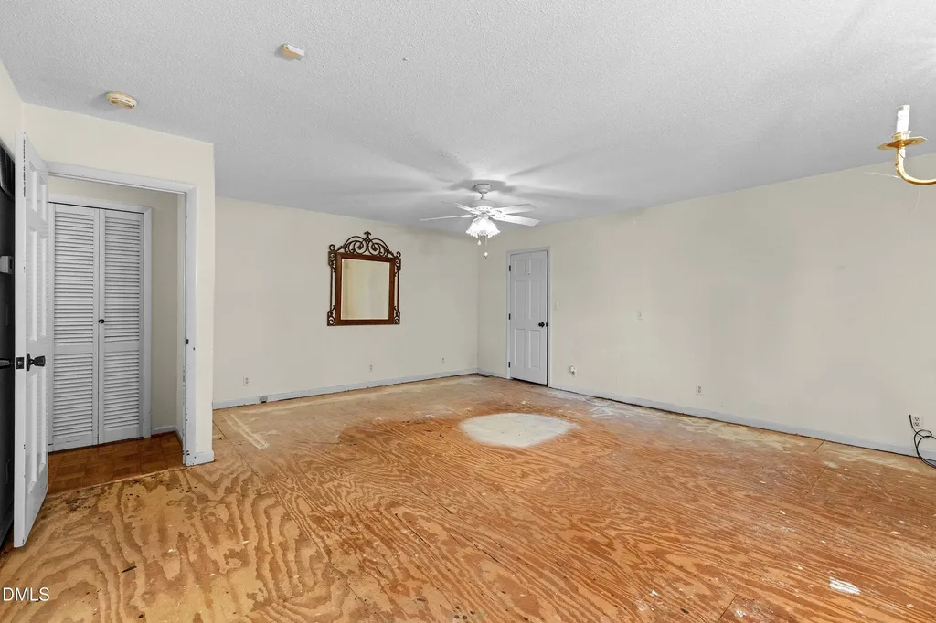 3211 Plantation Road Raleigh NC 27609