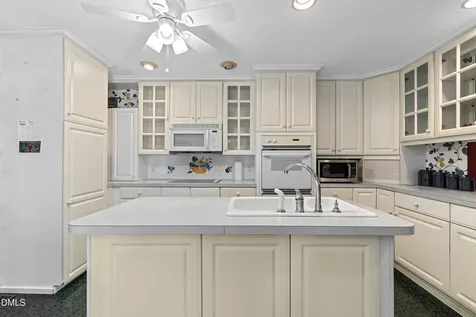 3211 Plantation Road Raleigh NC 27609