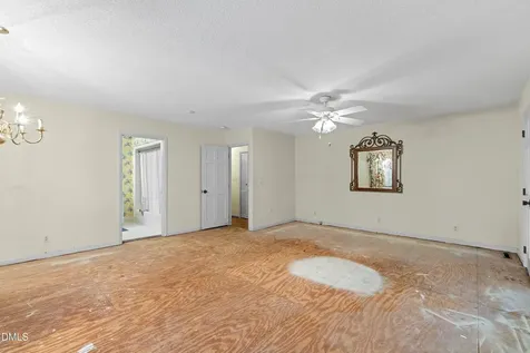 3211 Plantation Road Raleigh NC 27609