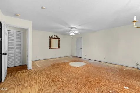 3211 Plantation Road Raleigh NC 27609