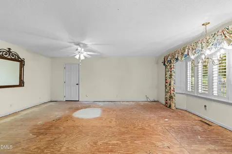 3211 Plantation Road Raleigh NC 27609